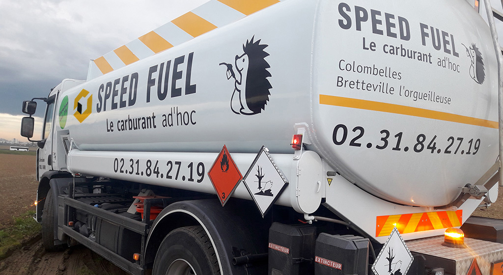 Livraison de gasoil sur votre exploitation effectuée par nos propres camions-citernes